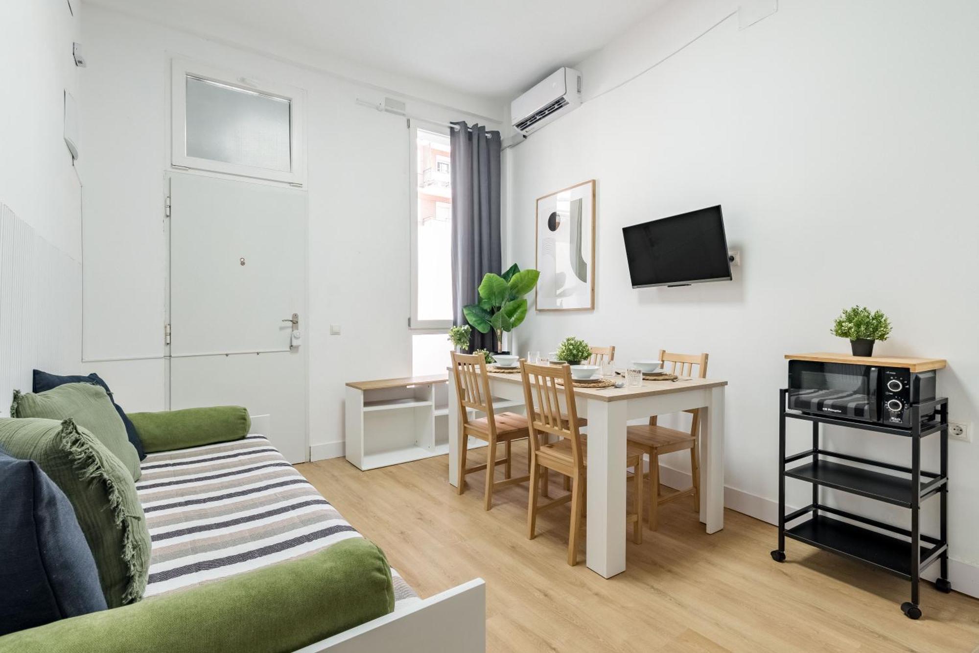 Charming Lucero Apartment มาดริด ภายนอก รูปภาพ