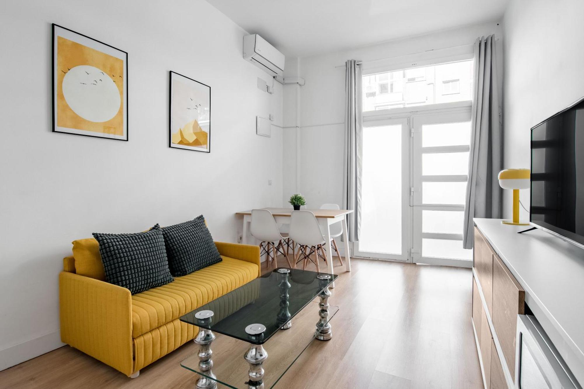 Charming Lucero Apartment มาดริด ภายนอก รูปภาพ